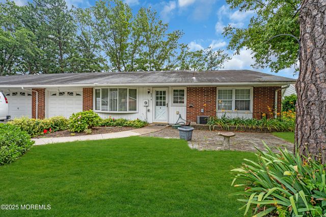 633A Huntington Drive, A, Lakewood, NJ 08701