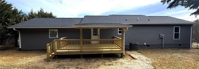 22 Sydney Lane, Asheville, NC 28806