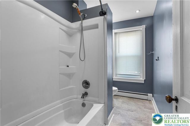 48 South Street, Nazareth Boro, PA 18064