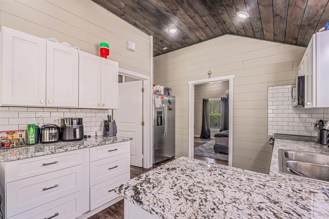 18 Ole Taylor Cove, Cabot, AR 72023