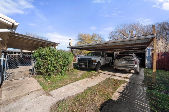 1405 Hidden Hills Drive, Corsicana, TX 75110