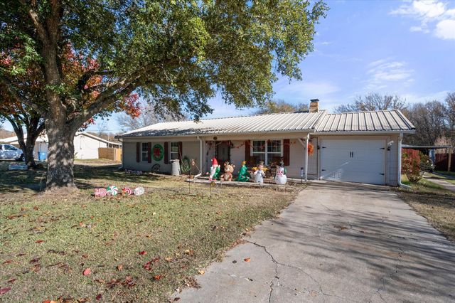 1405 Hidden Hills Drive, Corsicana, TX 75110