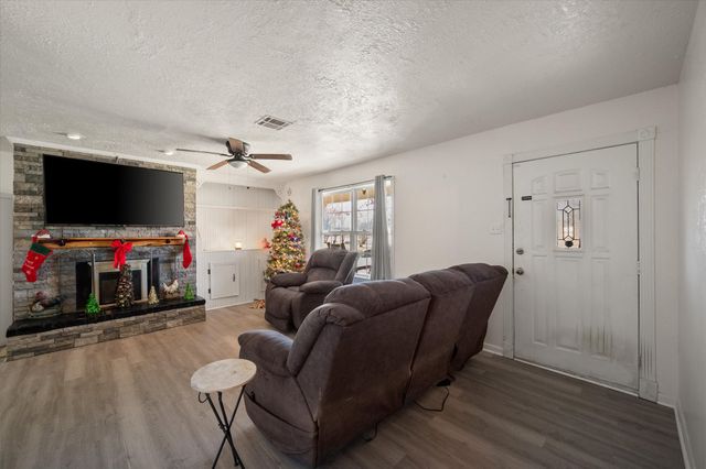 1405 Hidden Hills Drive, Corsicana, TX 75110