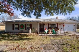 1405 Hidden Hills Drive, Corsicana, TX 75110