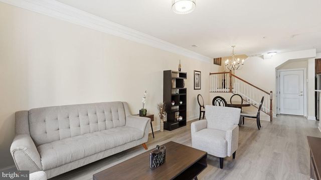 15177 LANCASHIRE DR, Woodbridge, VA 22191