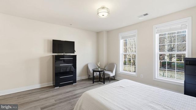 15177 LANCASHIRE DR, Woodbridge, VA 22191