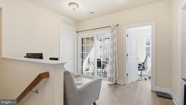 15177 LANCASHIRE DR, Woodbridge, VA 22191