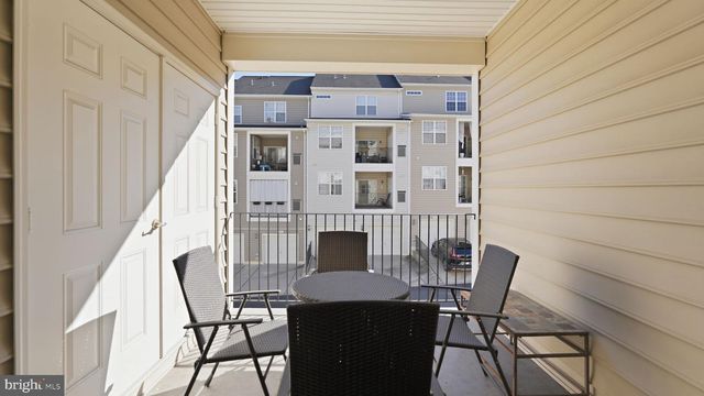 15177 LANCASHIRE DR, Woodbridge, VA 22191