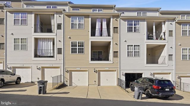 15177 LANCASHIRE DR, Woodbridge, VA 22191