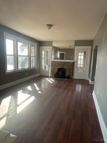 672 N Fred Shuttleworth Circle, Cincinnati, OH 45229