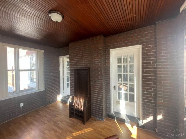 672 N Fred Shuttleworth Circle, Cincinnati, OH 45229