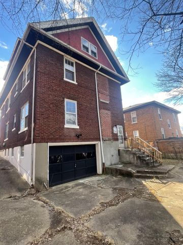 672 N Fred Shuttleworth Circle, Cincinnati, OH 45229