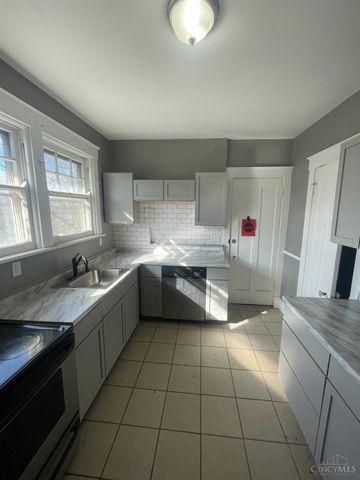 672 N Fred Shuttleworth Circle, Cincinnati, OH 45229