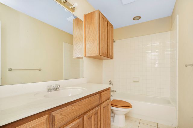 5717 Madge Place, Haltom City, TX 76117