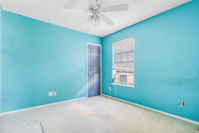 5717 Madge Place, Haltom City, TX 76117