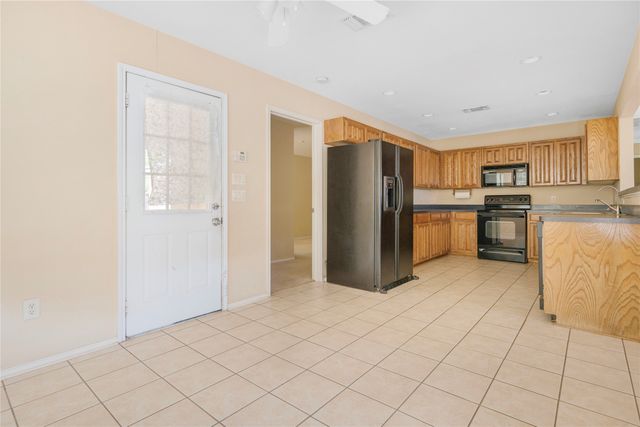 5717 Madge Place, Haltom City, TX 76117