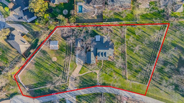 5615 Equestrian Court, Granbury, TX 76049