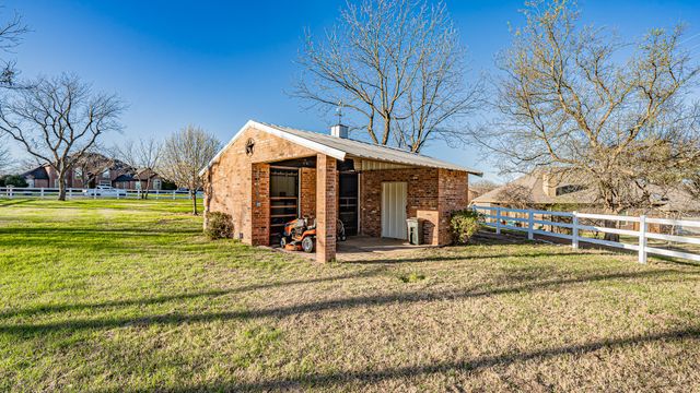 5615 Equestrian Court, Granbury, TX 76049