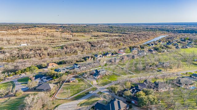 5615 Equestrian Court, Granbury, TX 76049