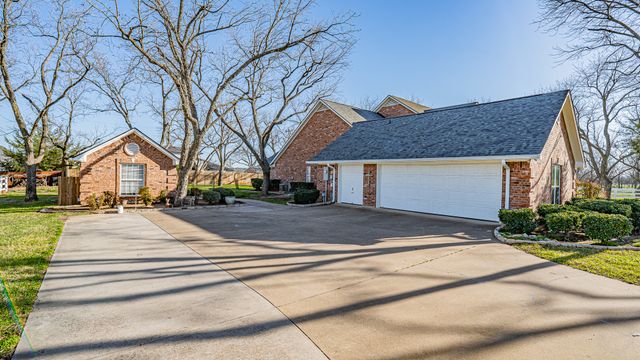 5615 Equestrian Court, Granbury, TX 76049