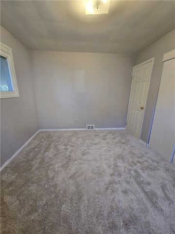 223 Emerson Avenue, Farrell, PA 16121