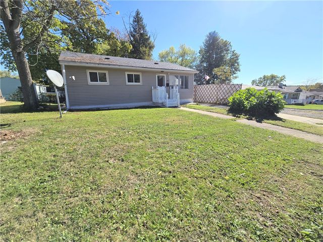 223 Emerson Avenue, Farrell, PA 16121