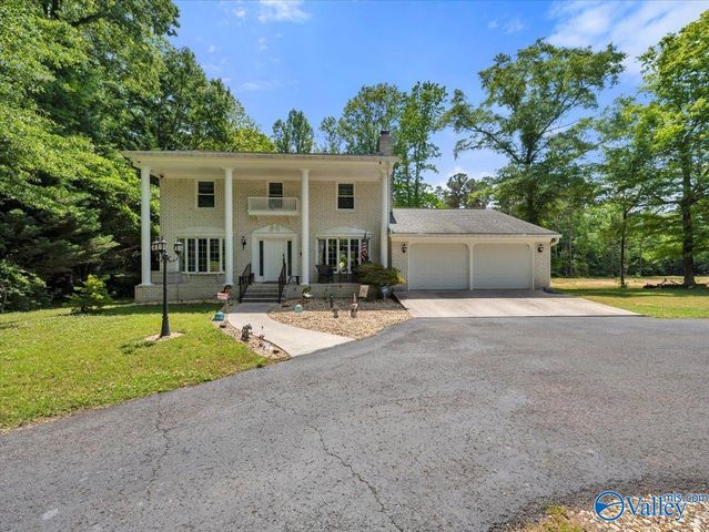 4715 Alabama Highway 79, Guntersville, AL 35976