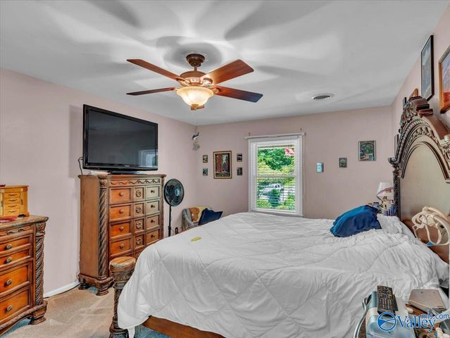 4715 Alabama Highway 79, Guntersville, AL 35976