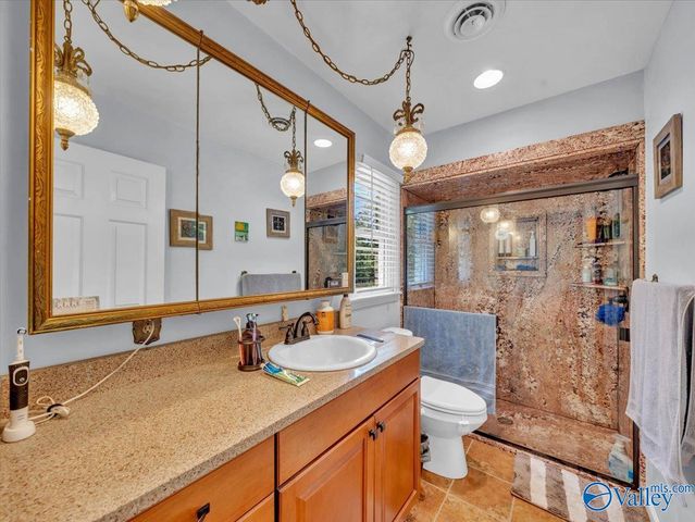 4715 Alabama Highway 79, Guntersville, AL 35976