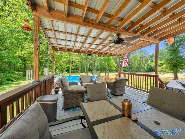 4715 Alabama Highway 79, Guntersville, AL 35976