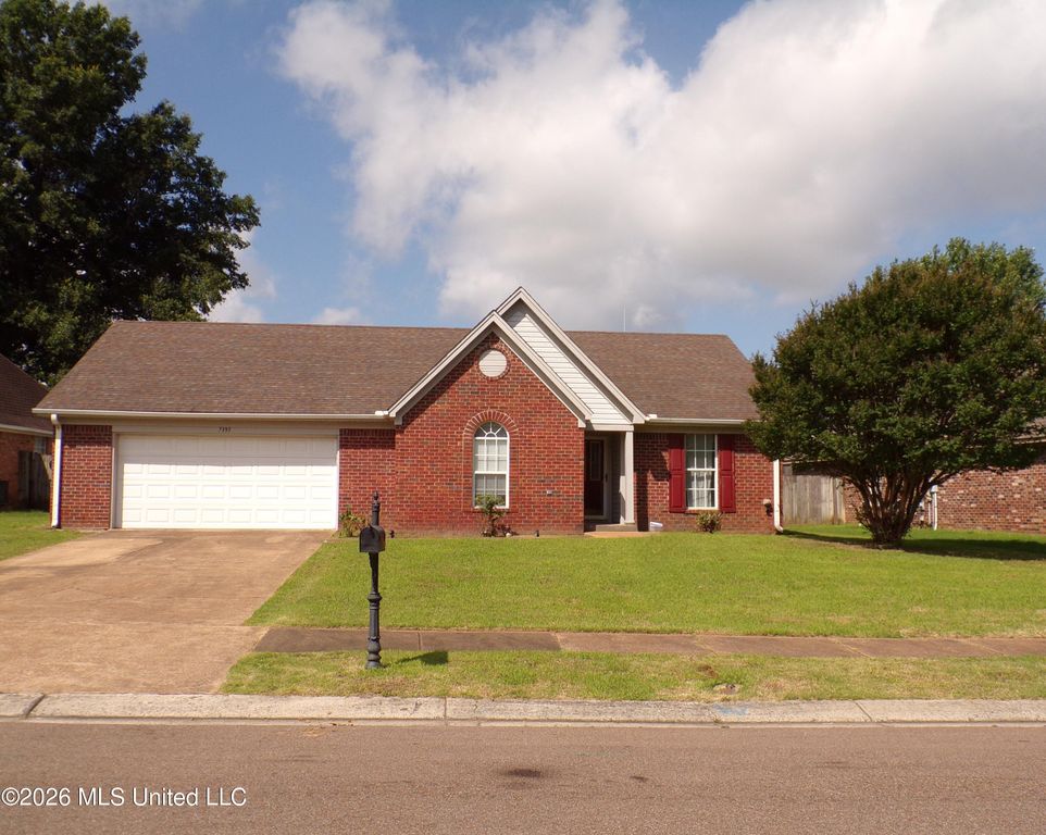 7395 Fox Hollow Lane, Southaven, MS 38671 — exterior