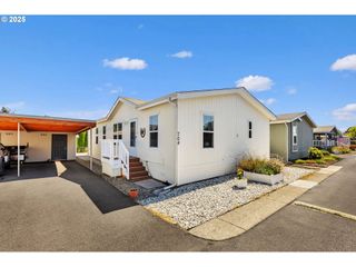 300 Sw 7TH Ave #704, Battle Ground, WA 98604