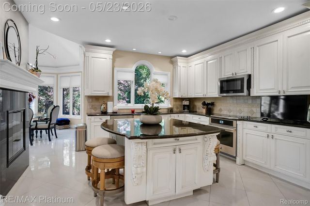 5479 River Ridge Drive, Genoa Township, MI 48116