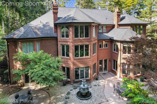 5479 River Ridge Drive, Genoa Township, MI 48116