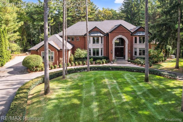 5479 River Ridge Drive, Genoa Township, MI 48116