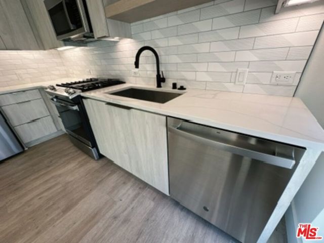 250 E Broadway 304, Long Beach, CA 90802