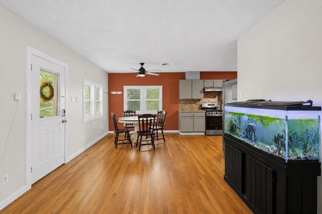 8 Martel St, Acushnet, MA 02743