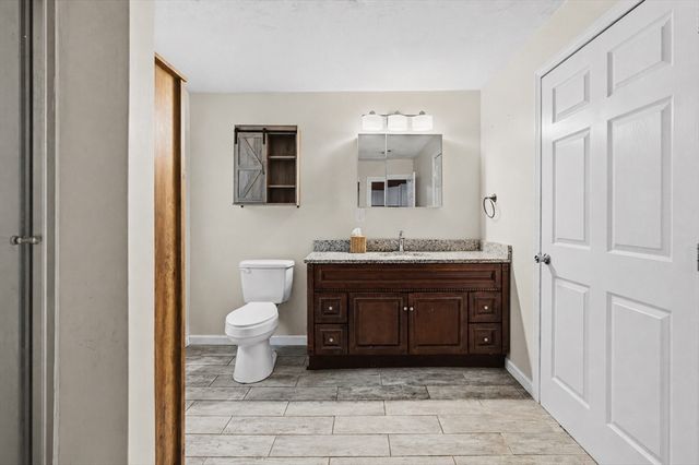 8 Martel St, Acushnet, MA 02743