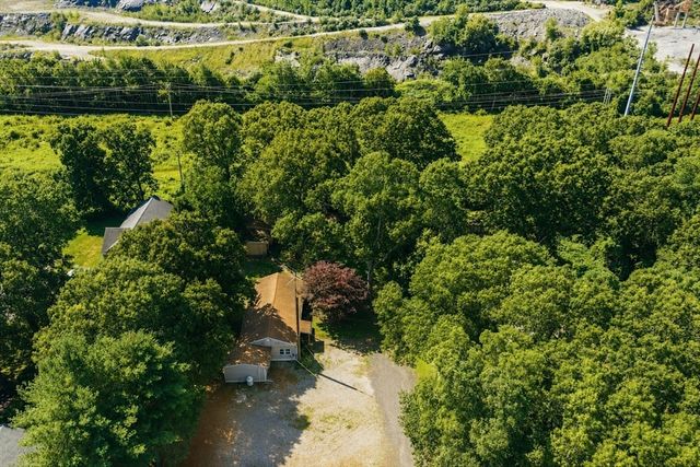 8 Martel St, Acushnet, MA 02743