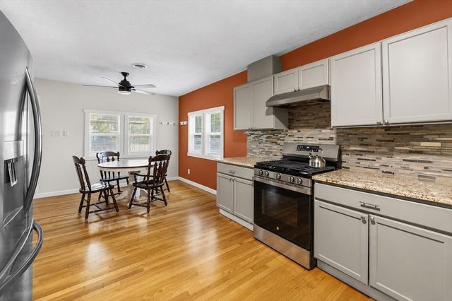 8 Martel St, Acushnet, MA 02743