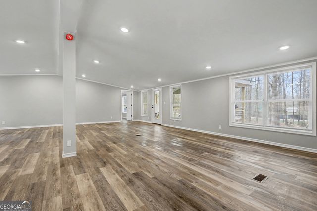 194 McKneely Road, Milner, GA 30257