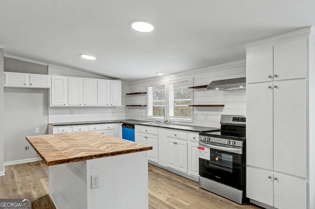 194 McKneely Road, Milner, GA 30257