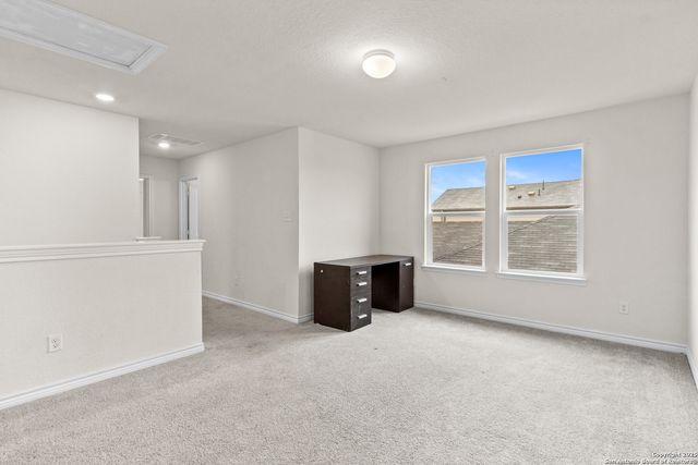 547 Deer Crest, New Braunfels, TX 78130