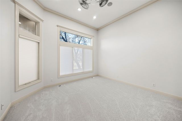 858 Burr Oaks Drive, West Des Moines, IA 50266