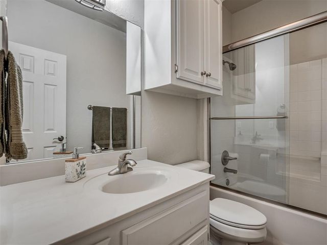 4001 Braxton Way, Edmond, OK 73034