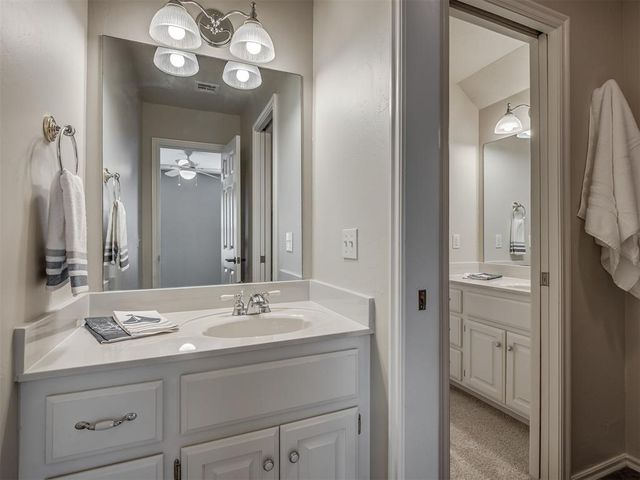 4001 Braxton Way, Edmond, OK 73034