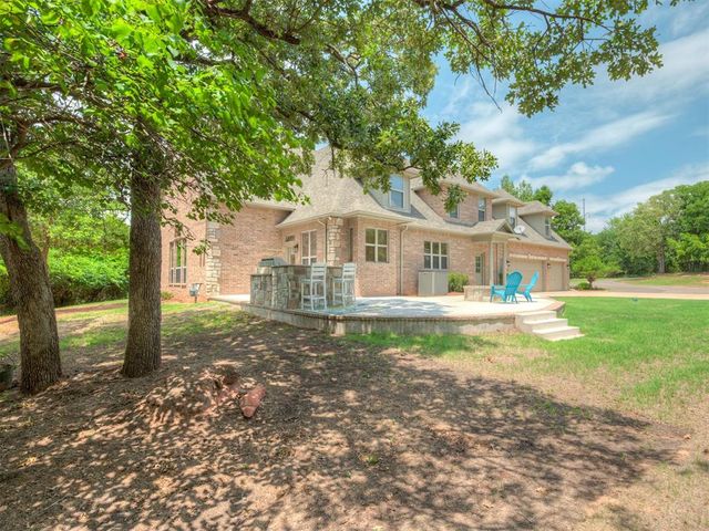 4001 Braxton Way, Edmond, OK 73034