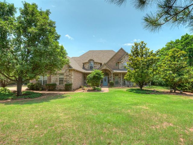 4001 Braxton Way, Edmond, OK 73034
