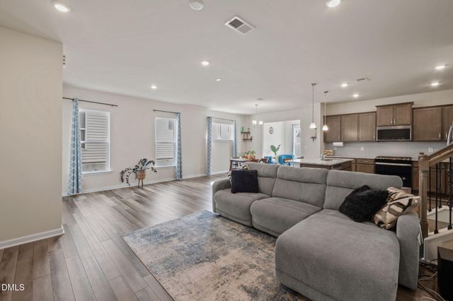 1009 Everglades Way, Durham, NC 27713