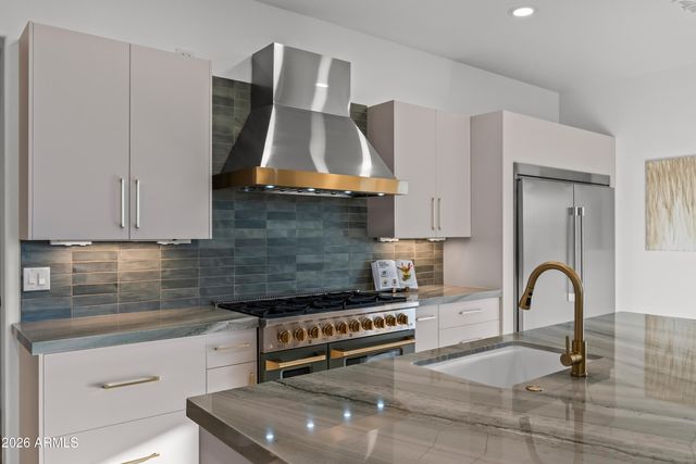 6626 E Bent Tree Drive, Scottsdale, AZ 85266